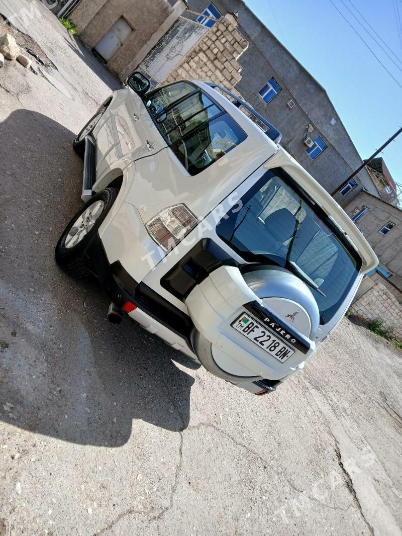 Mitsubishi Pajero 2009 - 215 000 TMT - Türkmenbaşy - img 6