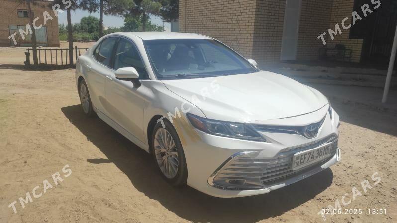 Toyota Camry 2019 - 400 000 TMT - Мары - img 3