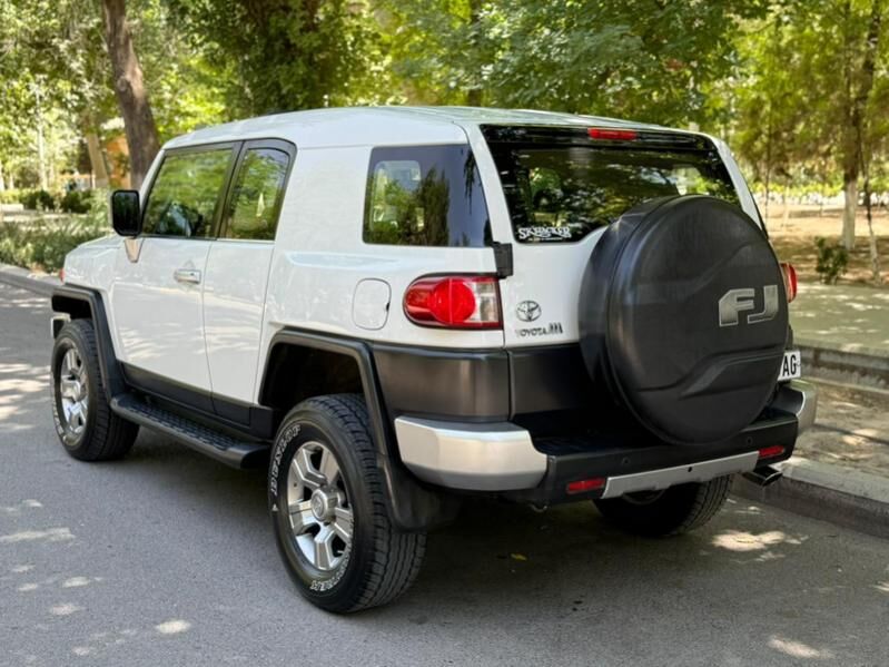 Toyota FJ Cruiser 2008 - 450 000 TMT - Aşgabat - img 7