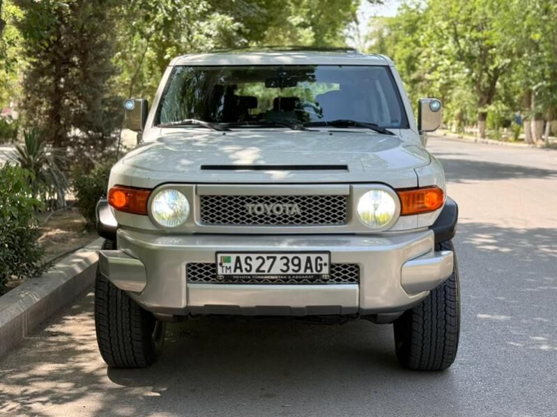 Toyota FJ Cruiser 2008 - 450 000 TMT - Aşgabat - img 3