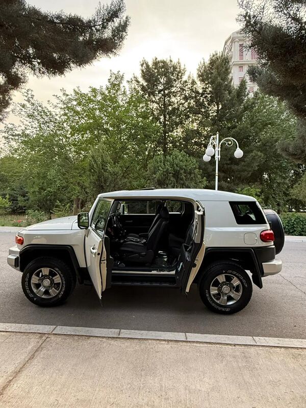 Toyota FJ Cruiser 2008 - 450 000 TMT - Aşgabat - img 10