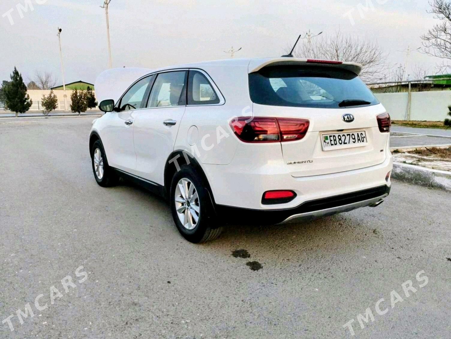 Kia Sorento 2019 - 285 000 TMT - Ашхабад - img 10
