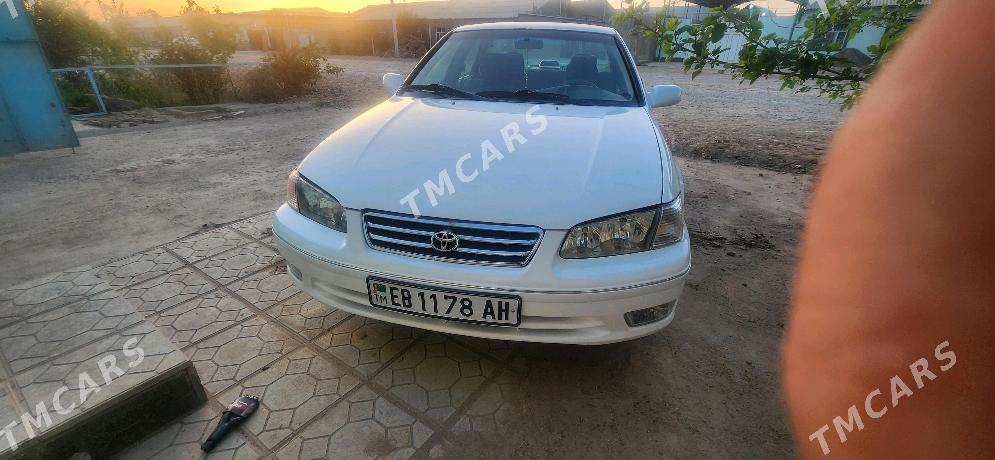 Toyota Camry 1999 - 120 000 TMT - Теджен - img 2
