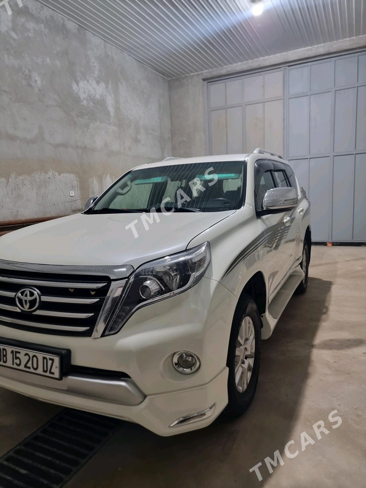 Toyota Land Cruiser Prado 2011 - 480 000 TMT - Губадаг - img 3