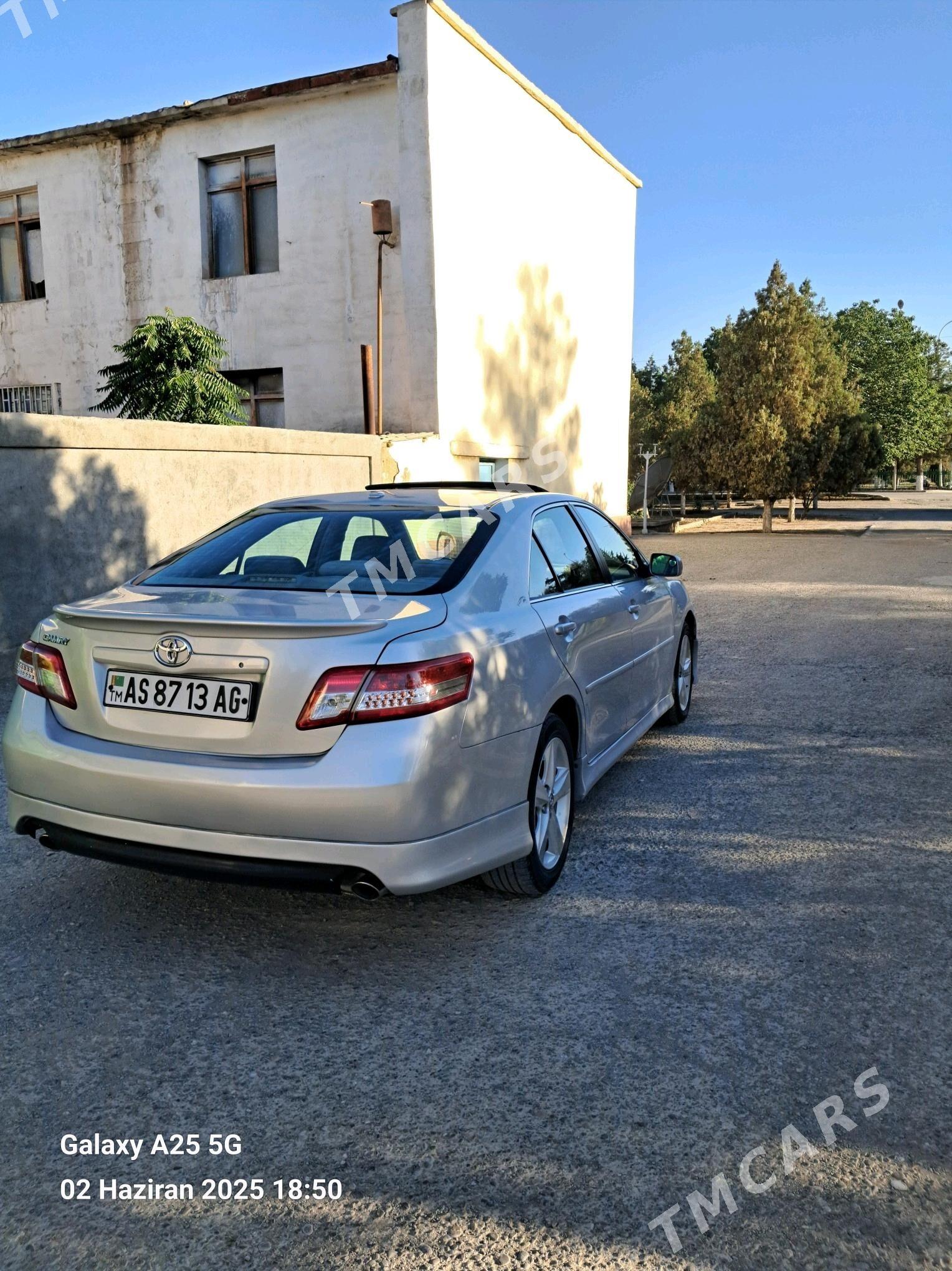 Toyota Camry 2010 - 195 000 TMT - Ашхабад - img 9