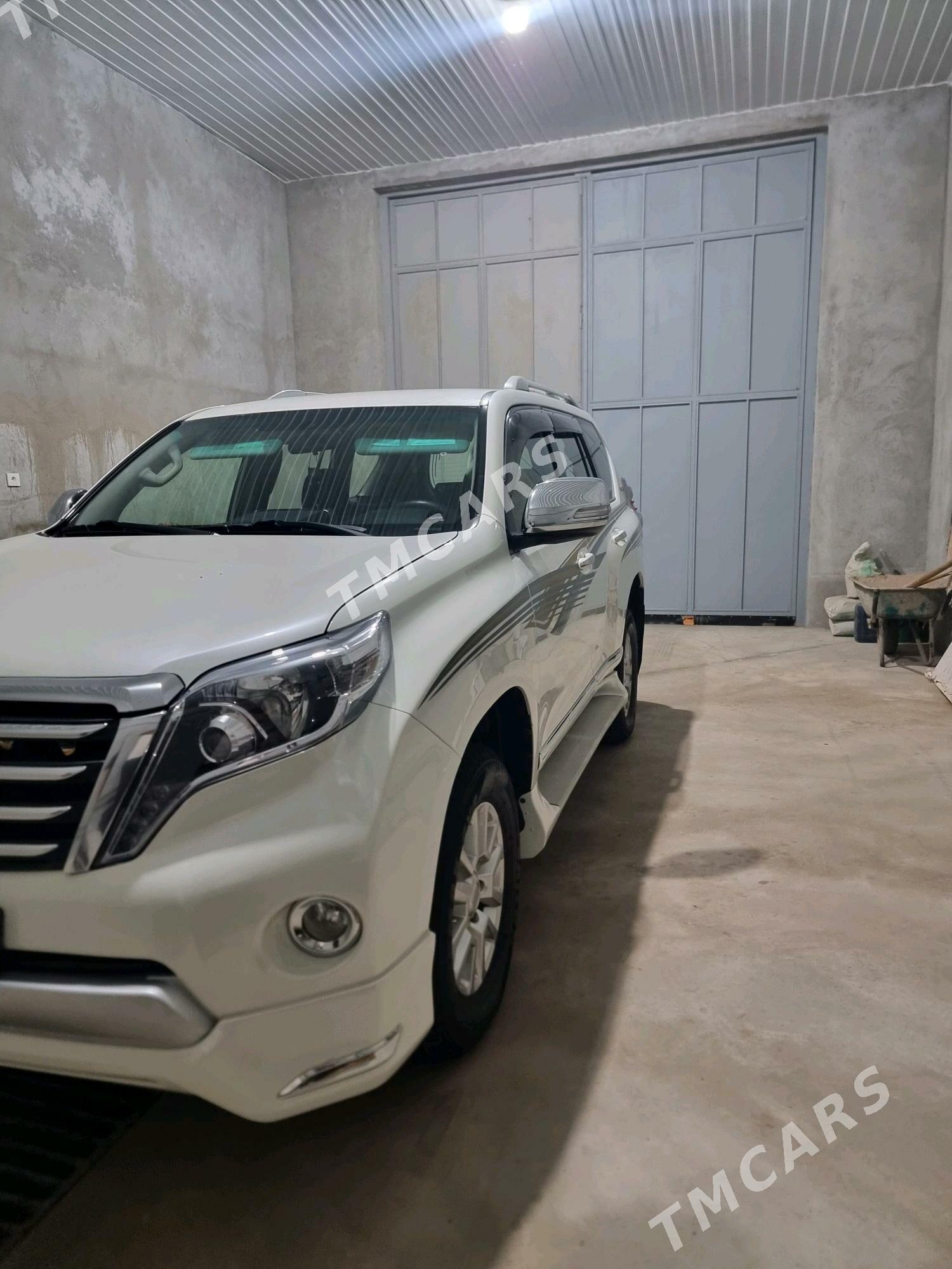 Toyota Land Cruiser Prado 2011 - 480 000 TMT - Губадаг - img 6