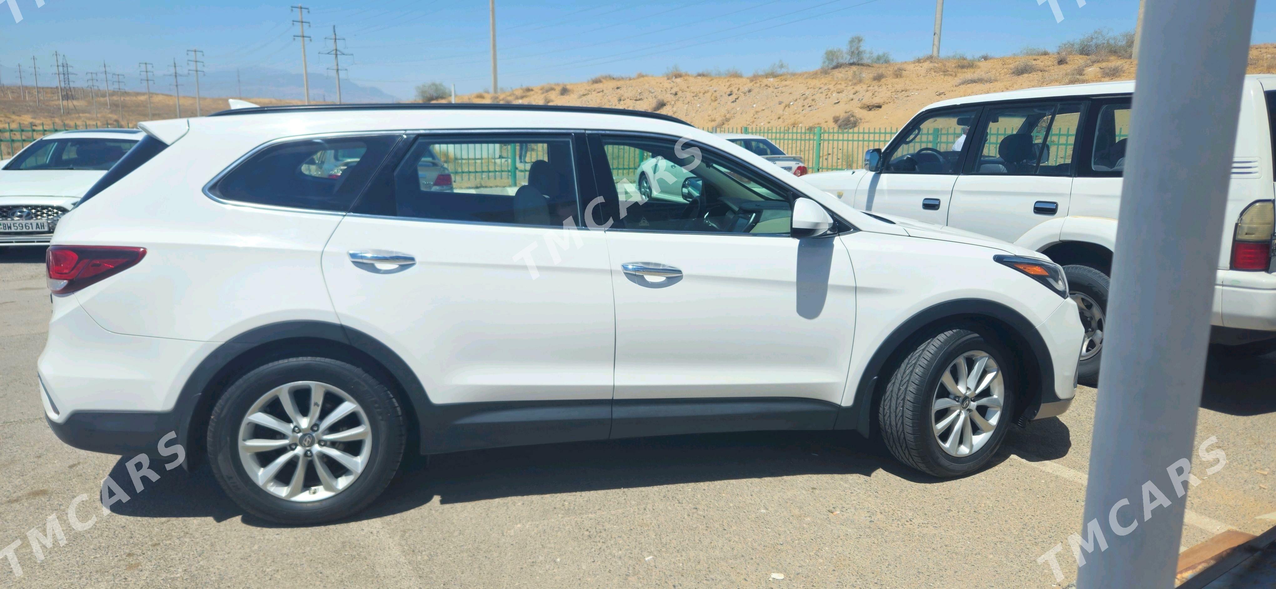 Hyundai Santa Fe 2017 - 325 000 TMT - Türkmenbaşy - img 3