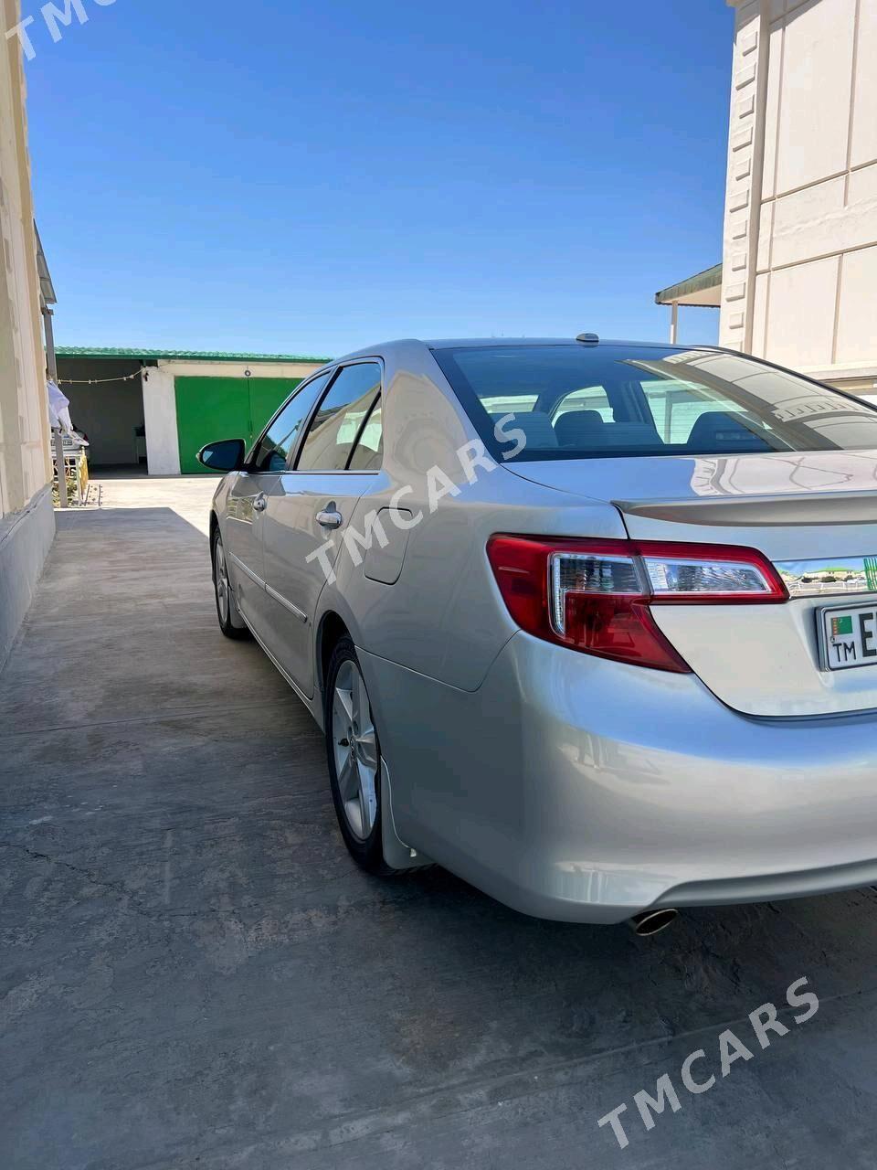 Toyota Camry 2011 - 215 000 TMT - Ашхабад - img 4