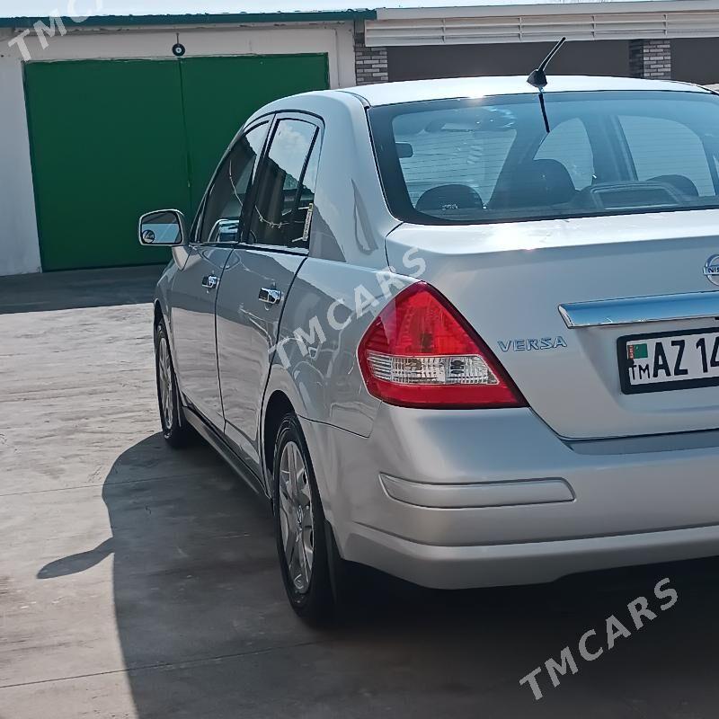 Nissan Versa 2009 - 123 000 TMT - Ашхабад - img 4
