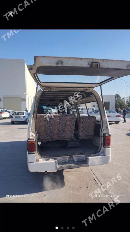 Toyota Hiace 1998 - 60 000 TMT - Sakarçäge - img 3