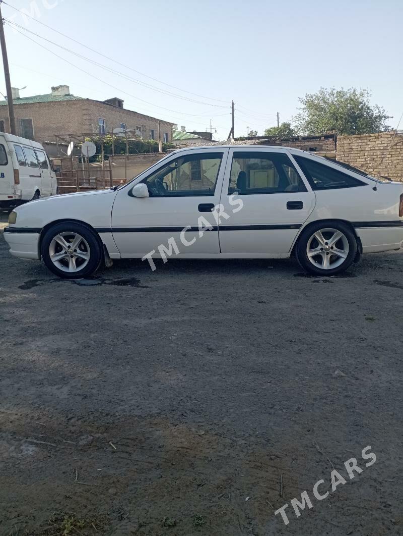 Opel Vectra 1991 - 25 000 TMT - Туркменабат - img 2