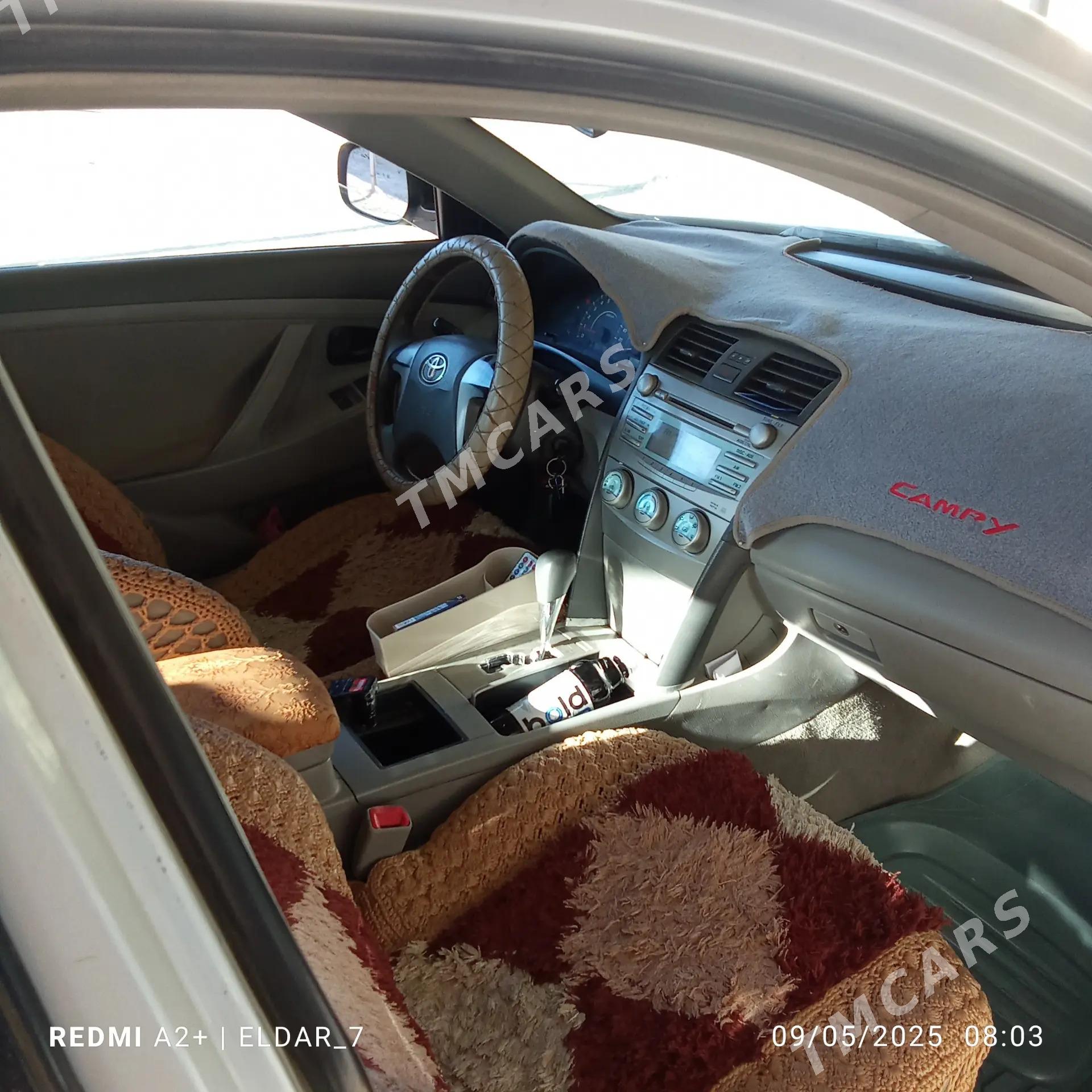 Toyota Camry 2010 - 130 000 TMT - Берекет - img 2