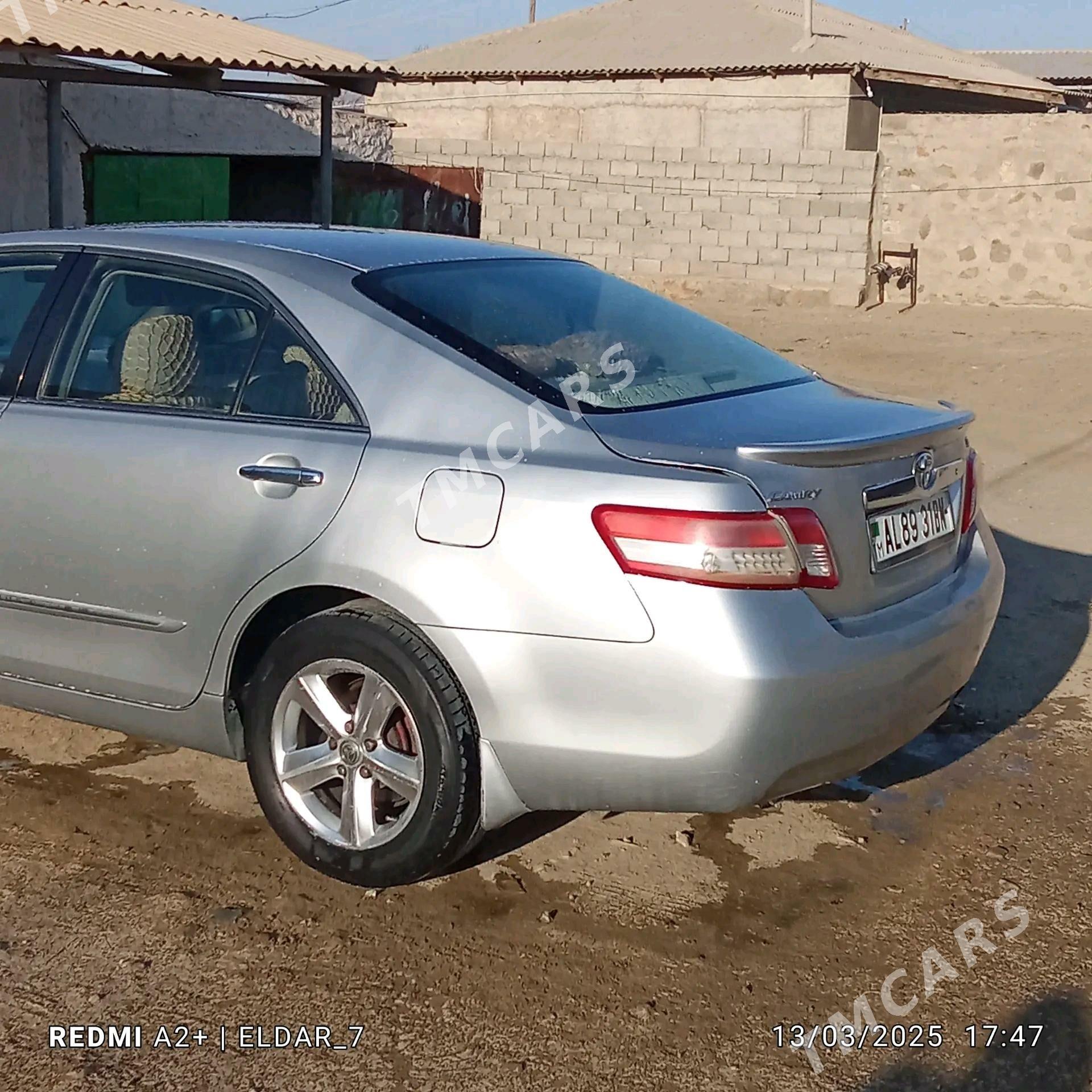 Toyota Camry 2010 - 130 000 TMT - Берекет - img 5