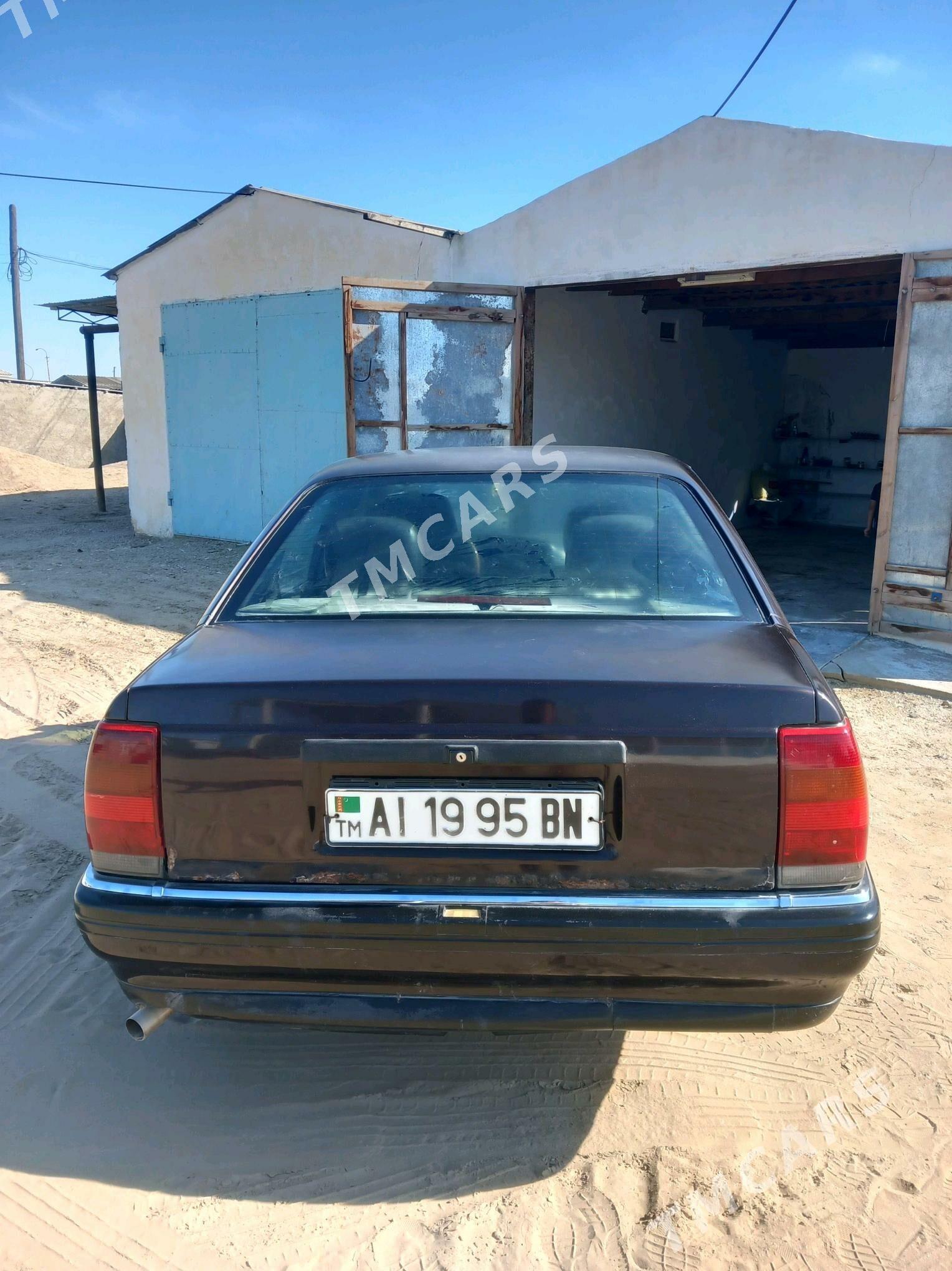 Opel Omega 1991 - 10 000 TMT - Esenguly - img 7