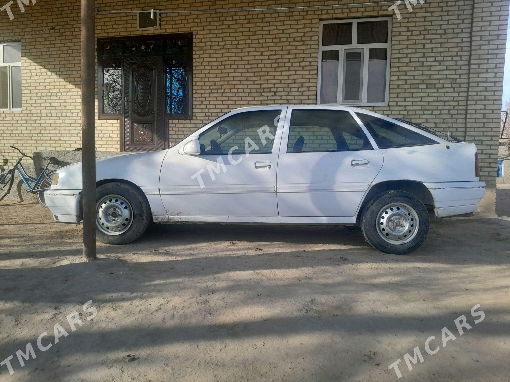 Opel Vectra 1993 - 14 000 TMT - Байрамали - img 5