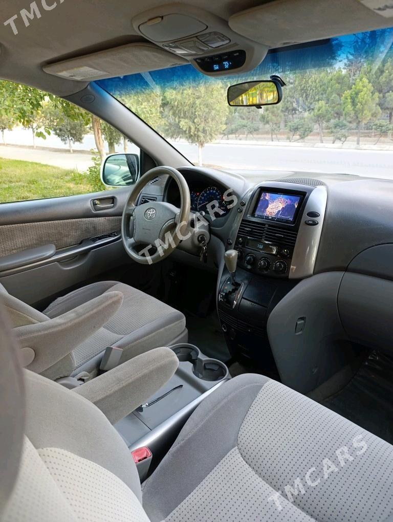 Toyota Sienna 2009 - 260 000 TMT - Aşgabat - img 6