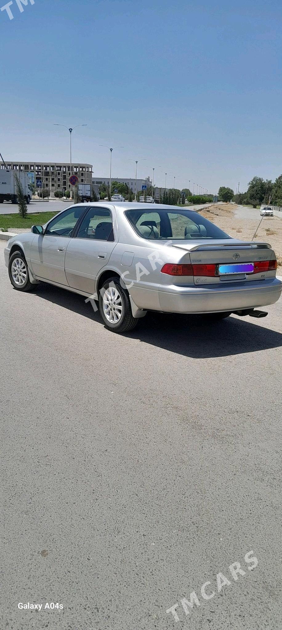 Toyota Camry 2001 - 150 000 TMT - Кёнеургенч - img 2