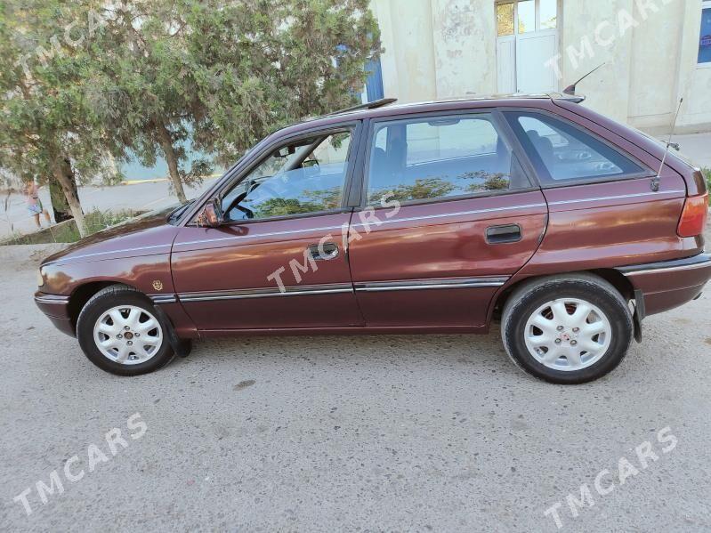 Opel Astra 1992 - 38 000 TMT - Akdepe - img 10