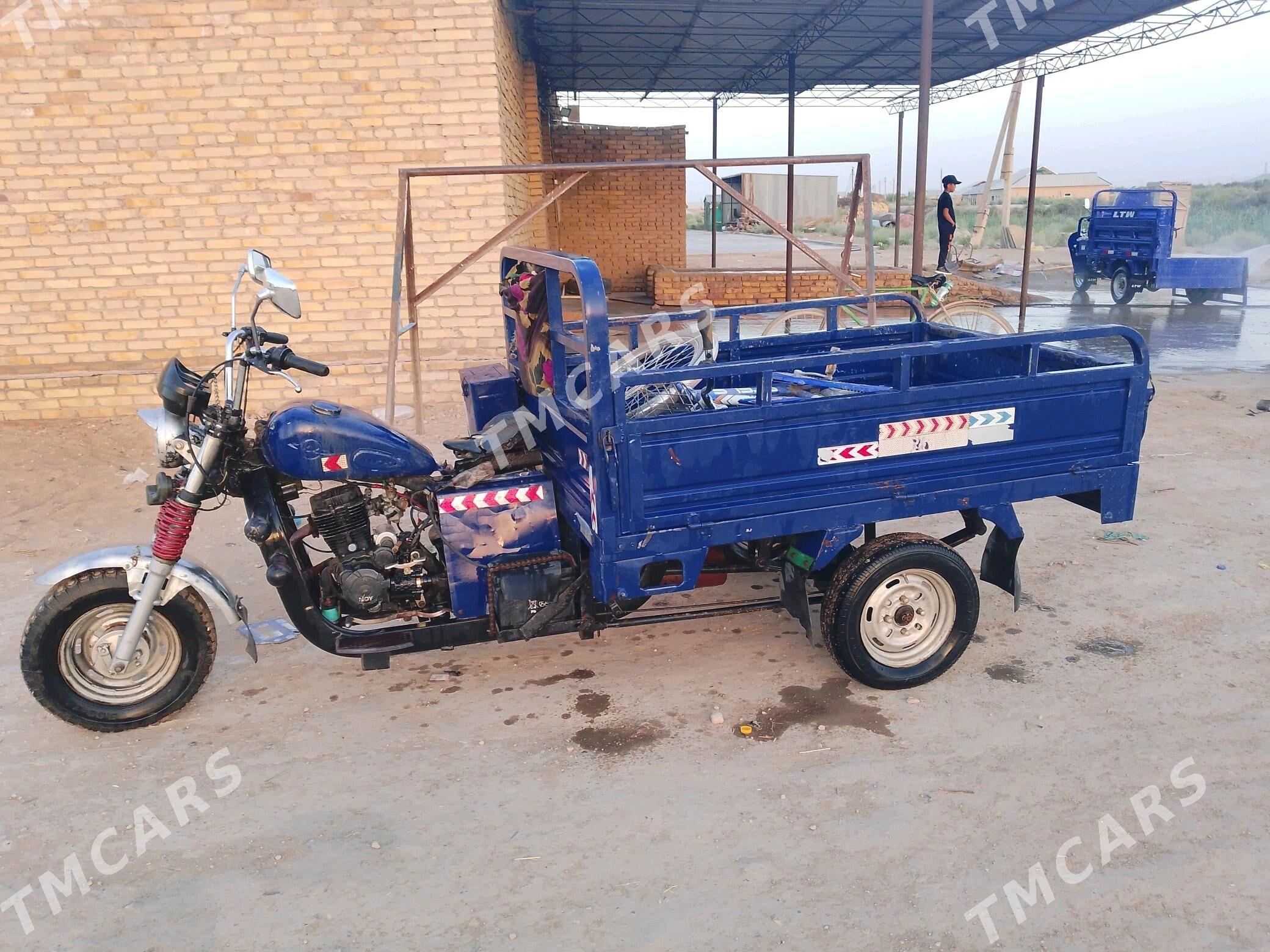 Fekon FK150-8G 2013 - 15 000 TMT - Hojambaz - img 5