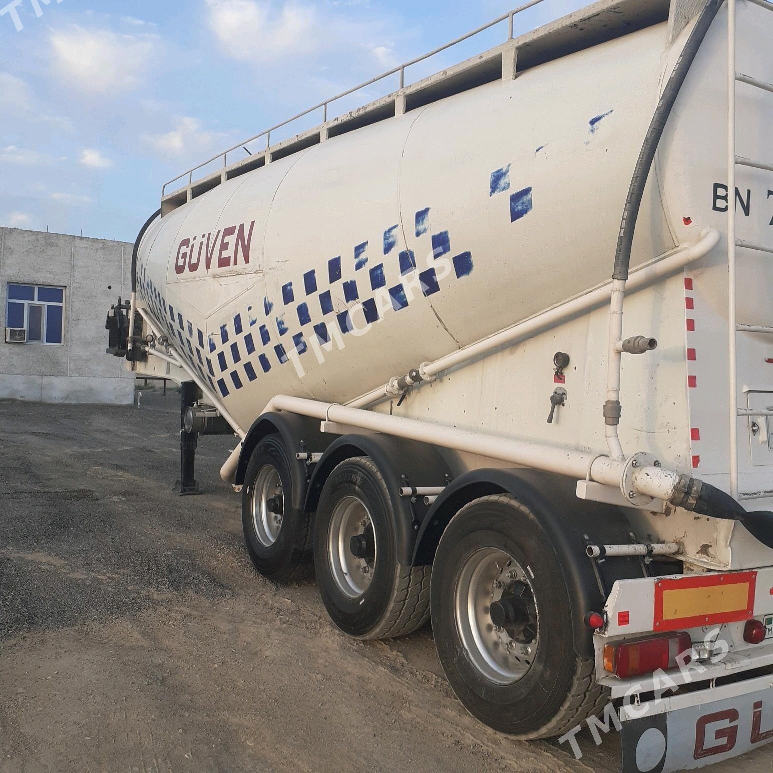 Kogel Cargo 2009 - 320 000 TMT - Джебел - img 4