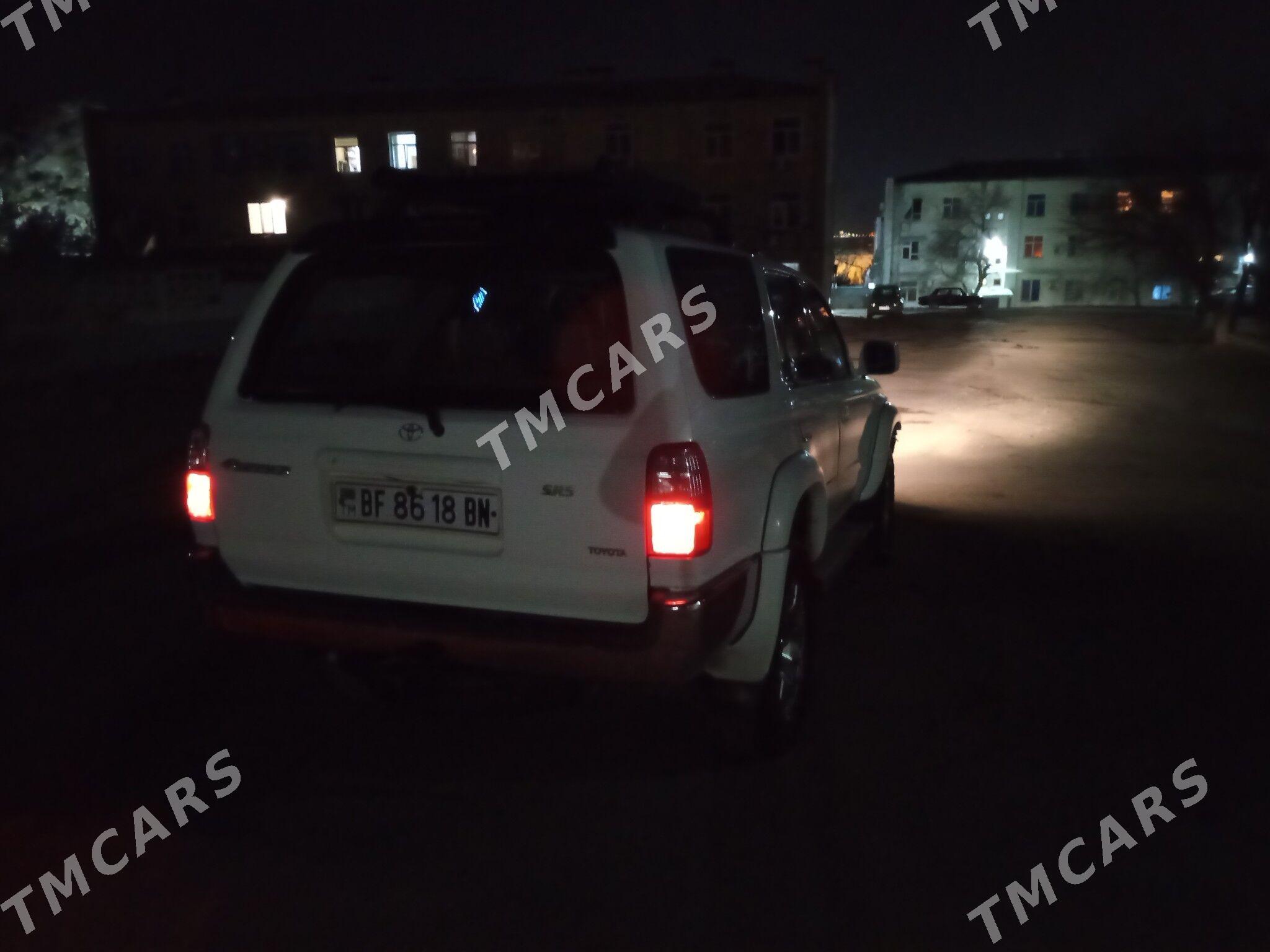 Toyota 4Runner 2001 - 110 000 TMT - Türkmenbaşy - img 4