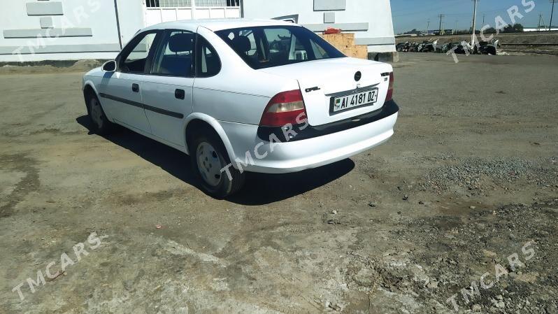 Opel Vectra 1996 - 45 000 TMT - Дашогуз - img 3