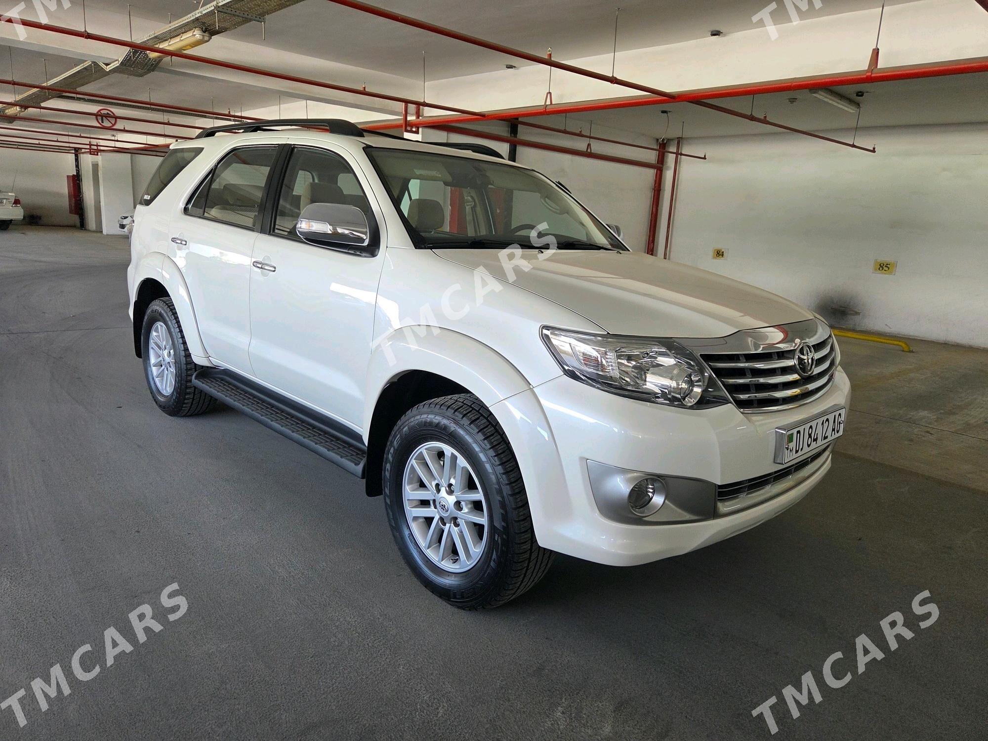 Toyota Fortuner 2014 - 390 000 TMT - 11 mkr - img 3