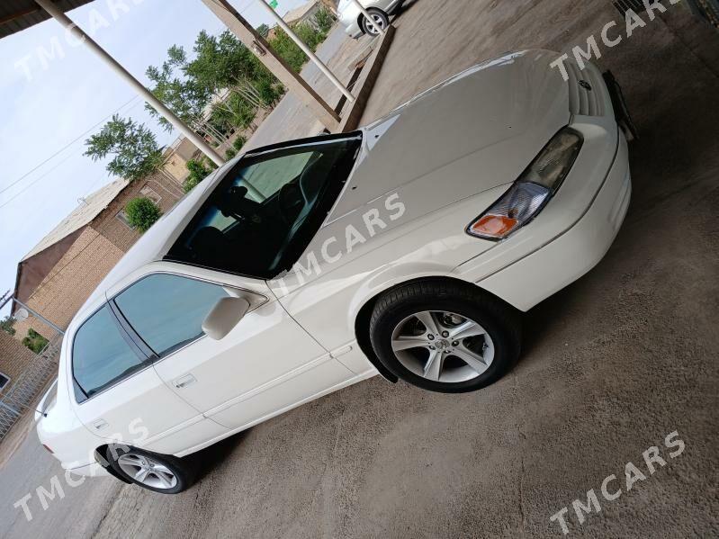 Toyota Camry 1999 - 116 000 TMT - Saýat - img 4
