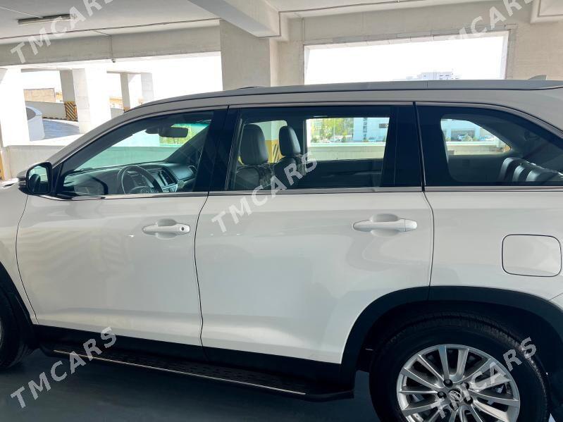 Toyota Highlander 2018 - 495 000 TMT - 11 mkr - img 4