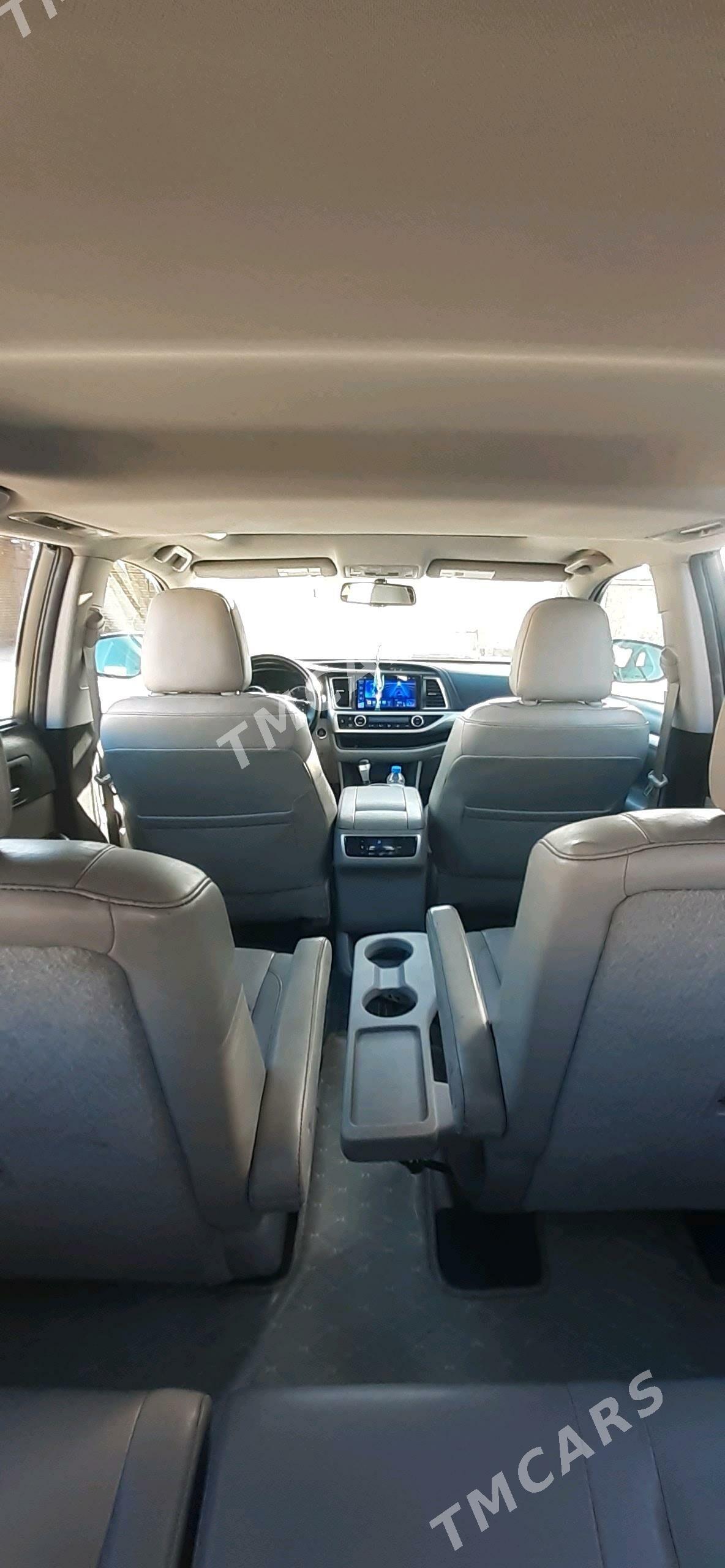 Toyota Highlander 2014 - 420 000 TMT - Керки - img 3