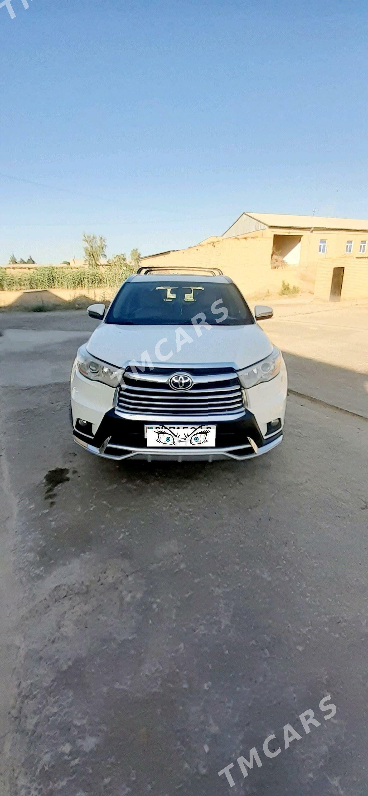 Toyota Highlander 2014 - 420 000 TMT - Керки - img 5