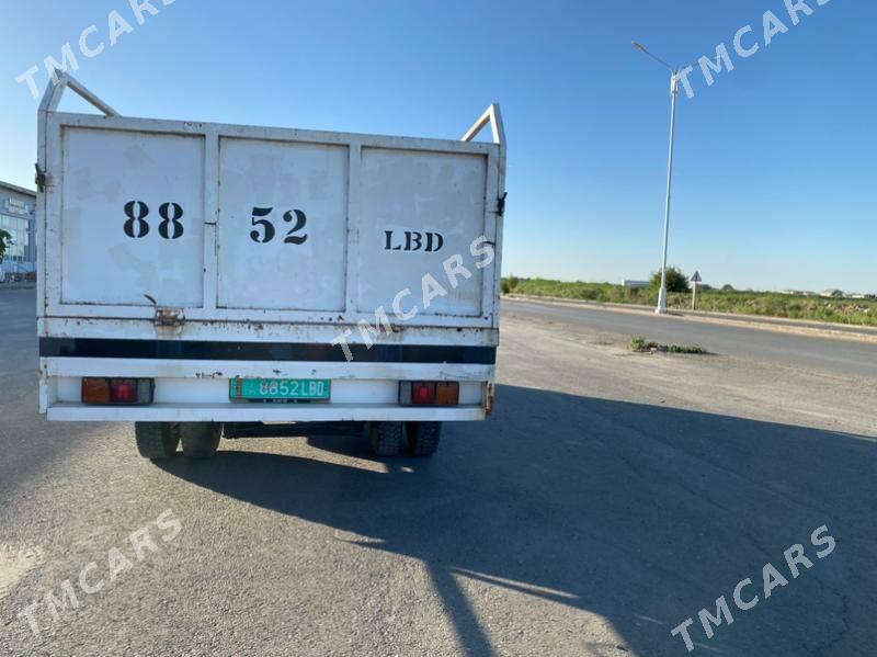 Mitsubishi Fuso 2003 - 320 000 TMT - Türkmenabat - img 6