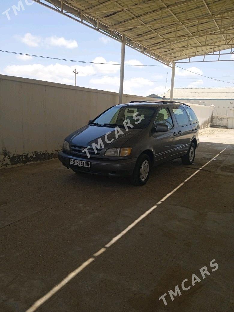 Toyota Sienna 2000 - 135 000 TMT - Эсенгулы - img 5