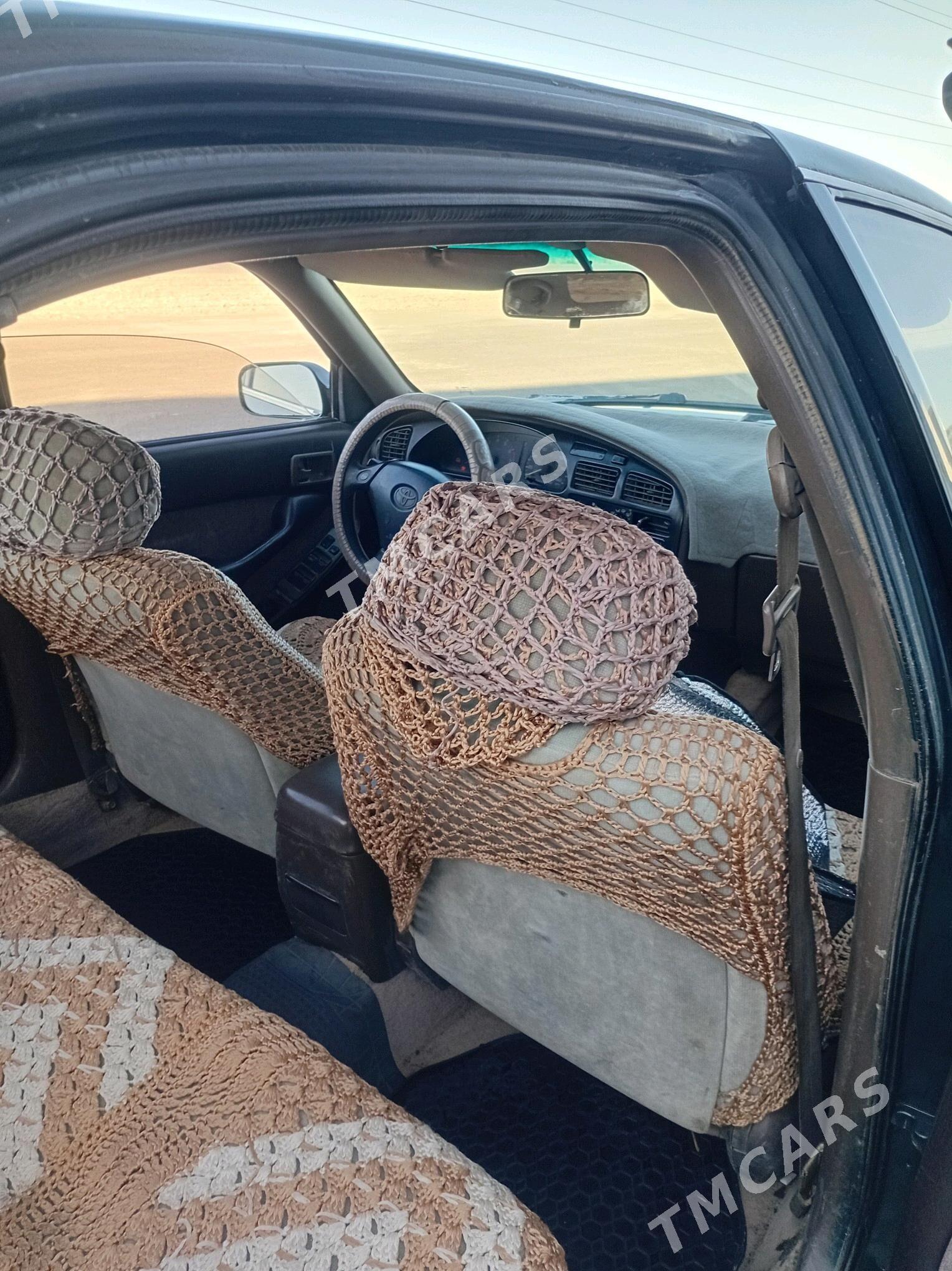 Toyota Camry 1994 - 70 000 TMT - Мары - img 5