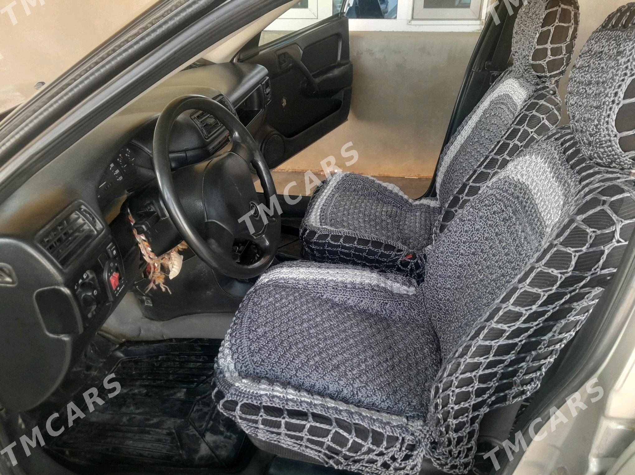 Opel Vectra 1992 - 35 000 TMT - Кака - img 5