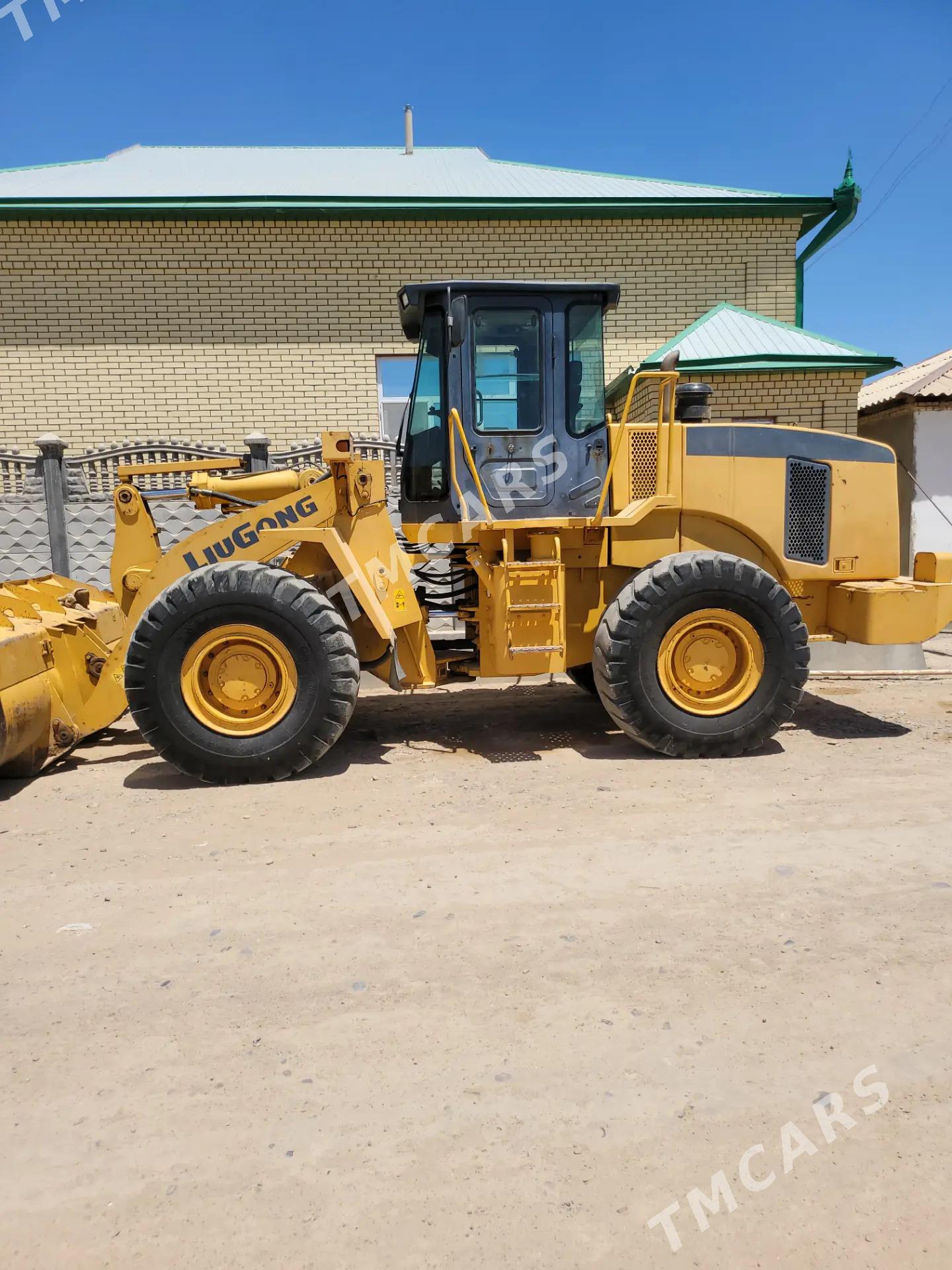 LiuGong CLG 856H 2013 - 630 000 TMT - Сакарчага - img 2