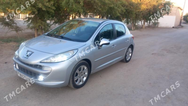 Peugeot 208 2009 - 100 000 TMT - Теджен - img 3