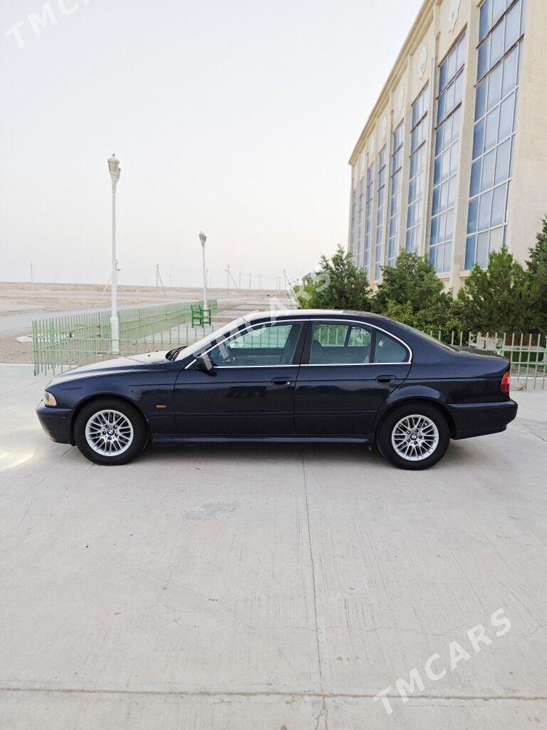 BMW E39 1999 - 90 000 TMT - Gumdag - img 8