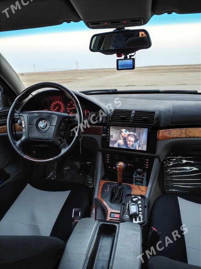 BMW E39 1999 - 90 000 TMT - Gumdag - img 9