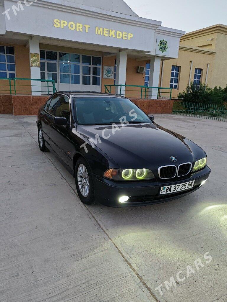 BMW E39 1999 - 90 000 TMT - Gumdag - img 3