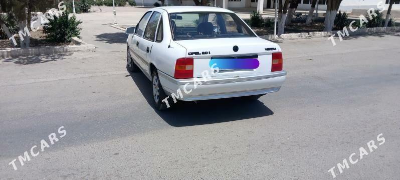 Opel Vectra 1992 - 40 000 TMT - Бахарден - img 3