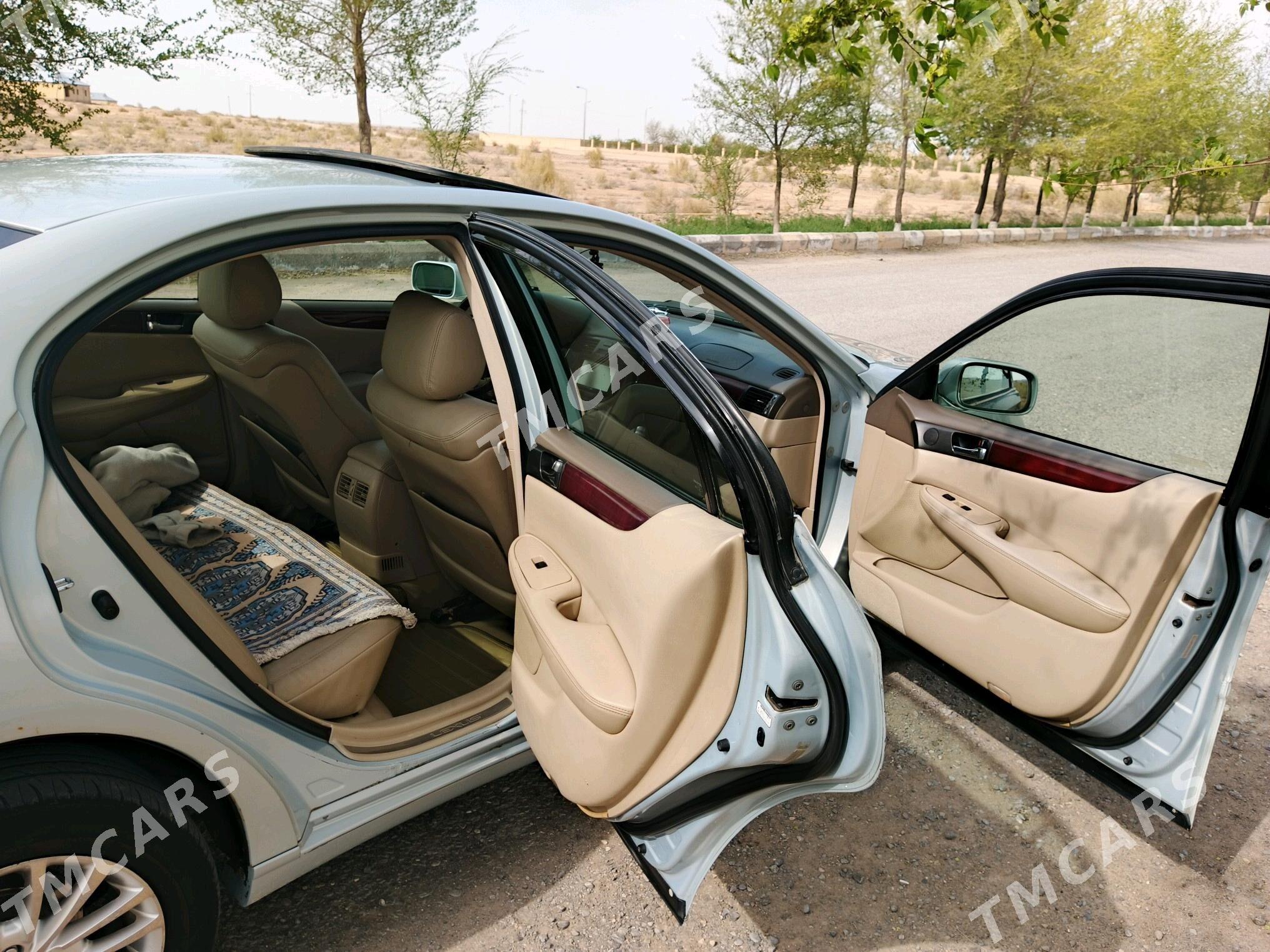 Lexus ES 300 2003 - 180 000 TMT - Darganata - img 4