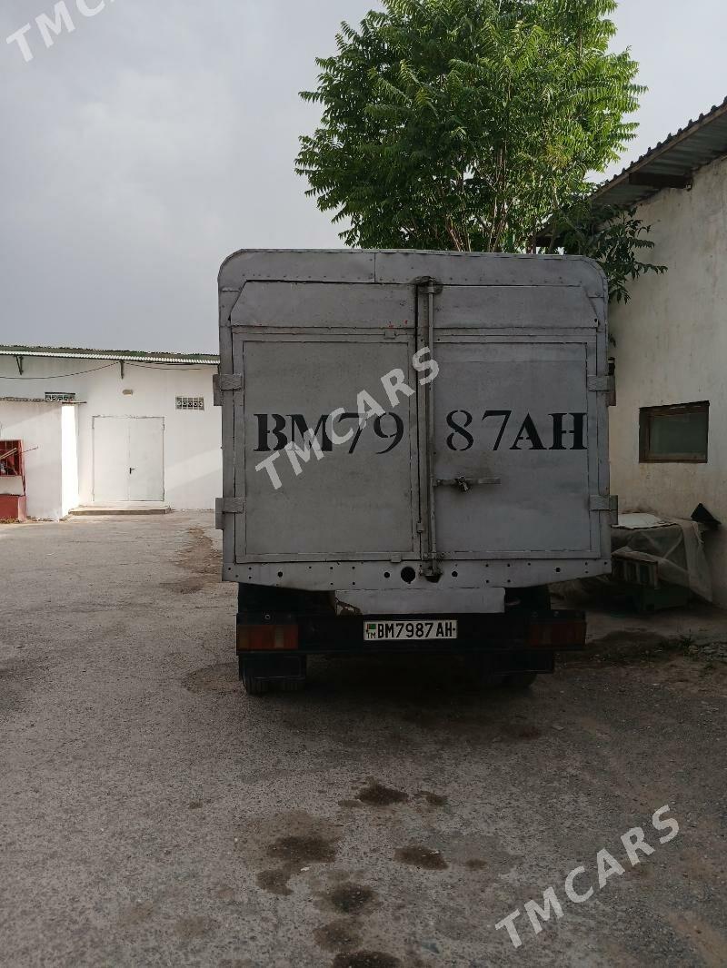 Iveco Daily 1997 - 100 000 TMT - Ак-Бугдайский этрап - img 2