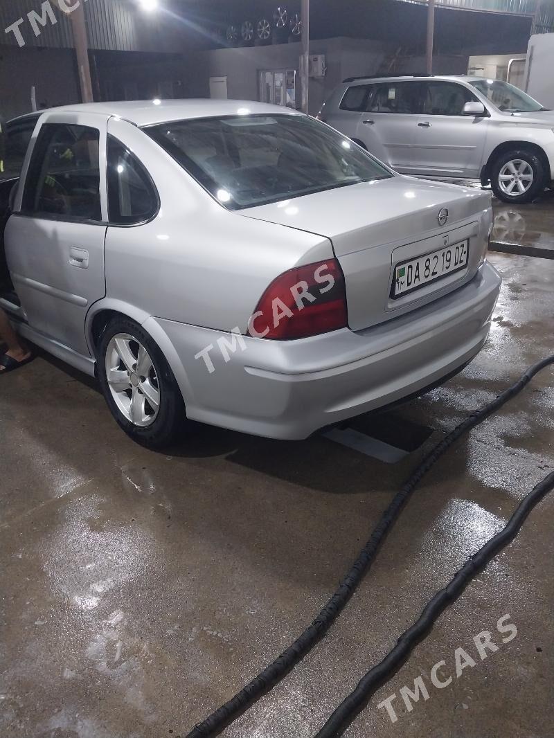 Opel Vectra 2001 - 60 000 TMT - Дашогуз - img 6