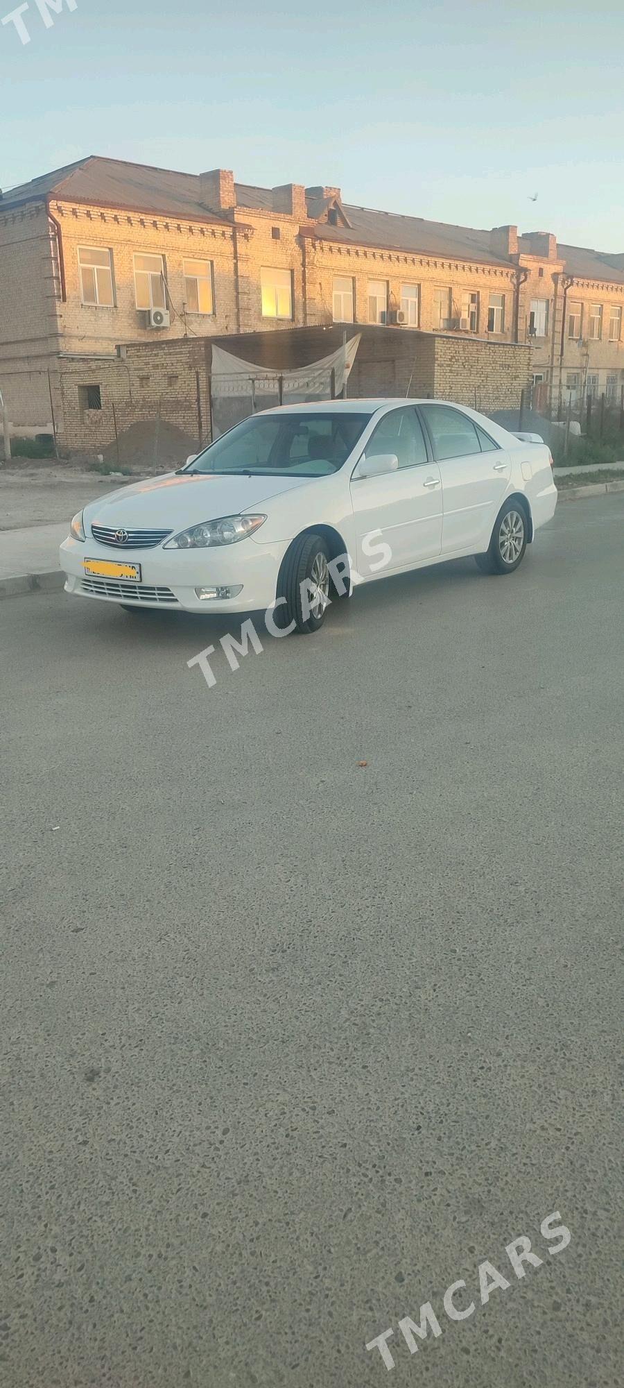 Toyota Camry 2004 - 140 000 TMT - Mary - img 3