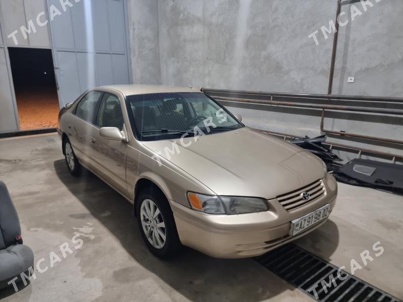 Toyota Camry 1998 - 125 000 TMT - Губадаг - img 6