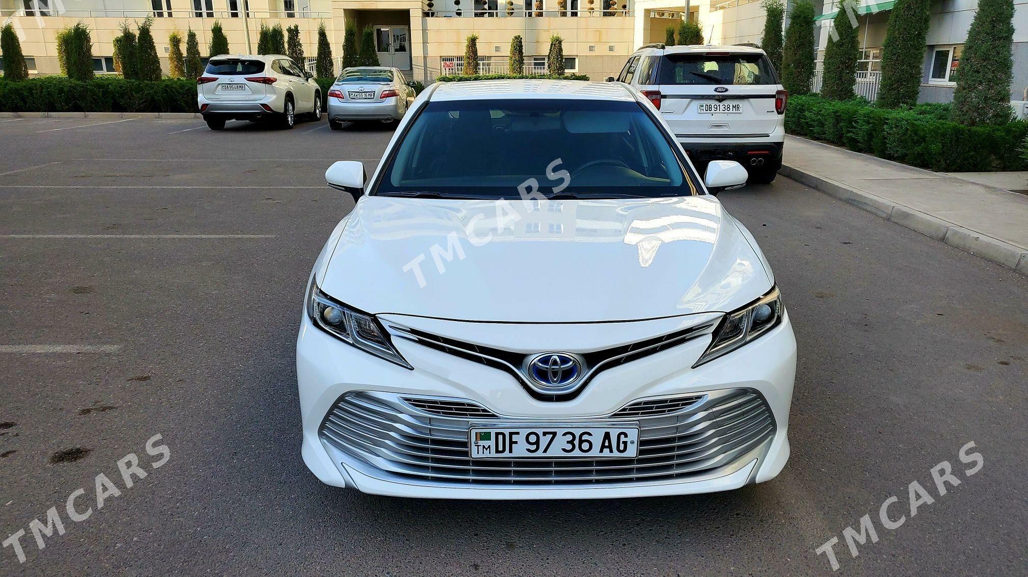 Toyota Camry 2019 - 260 000 TMT - Мары - img 3