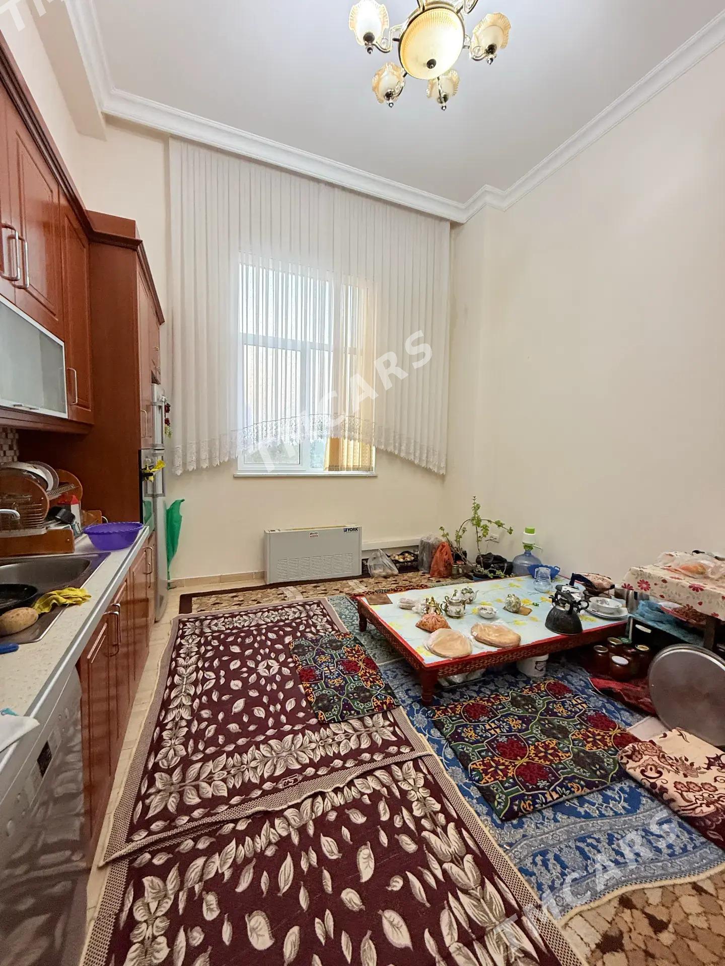 Элитка 4 комнат Московская - Moskowskiý köç. (10 ýyl abadançylyk şaýoly) - img 4
