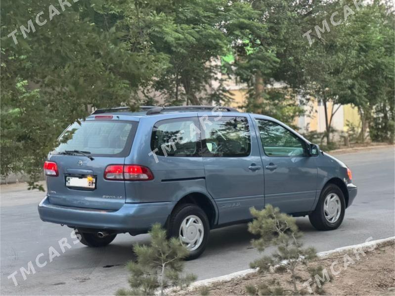 Toyota Sienna 2000 - 138 000 TMT - Balkanabat - img 2