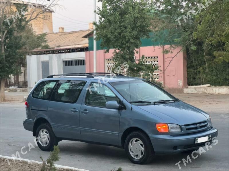 Toyota Sienna 2000 - 138 000 TMT - Balkanabat - img 6